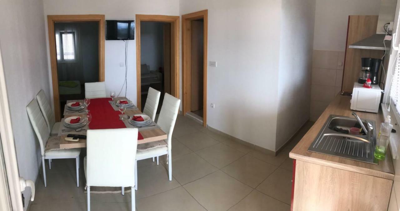 Apartmani Kulas Пакоштане Экстерьер фото